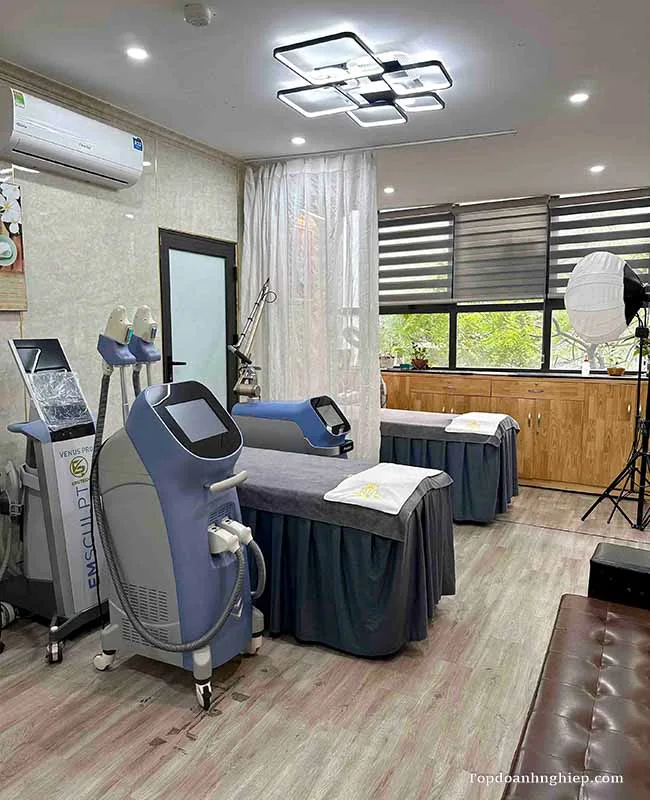 Hình ảnh phòng xỏ khuyên tại Rio